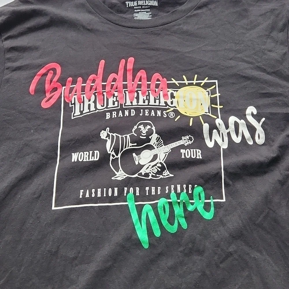 - True Religion  TShirt